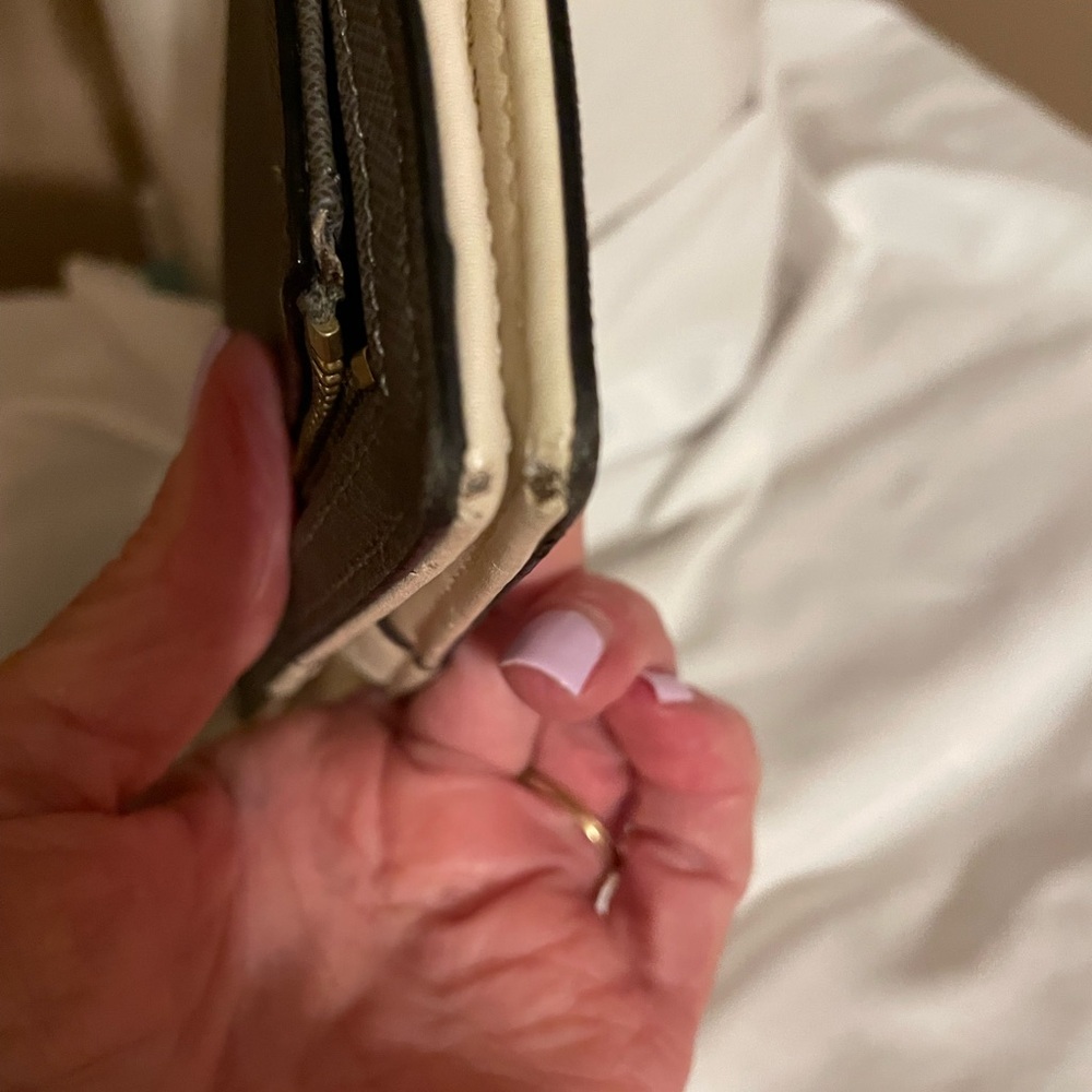 Kate Spade Gray Wallet - Picture 7 of 7